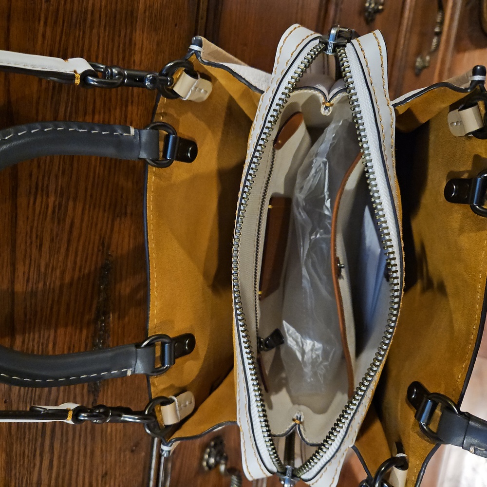 Coach Rogue 25 color block NWOT - Picture 4 of 12